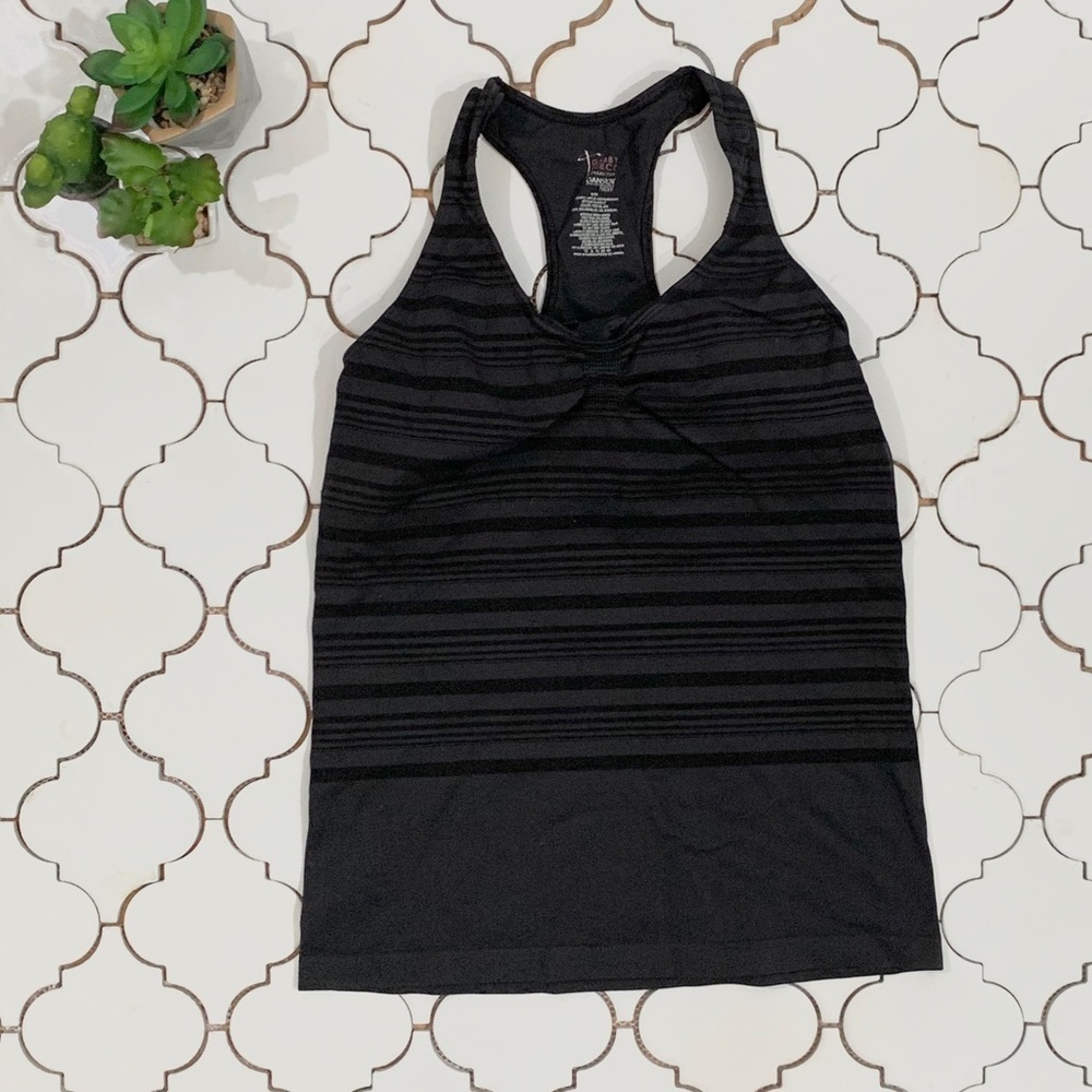 Danskin racerback sports tank